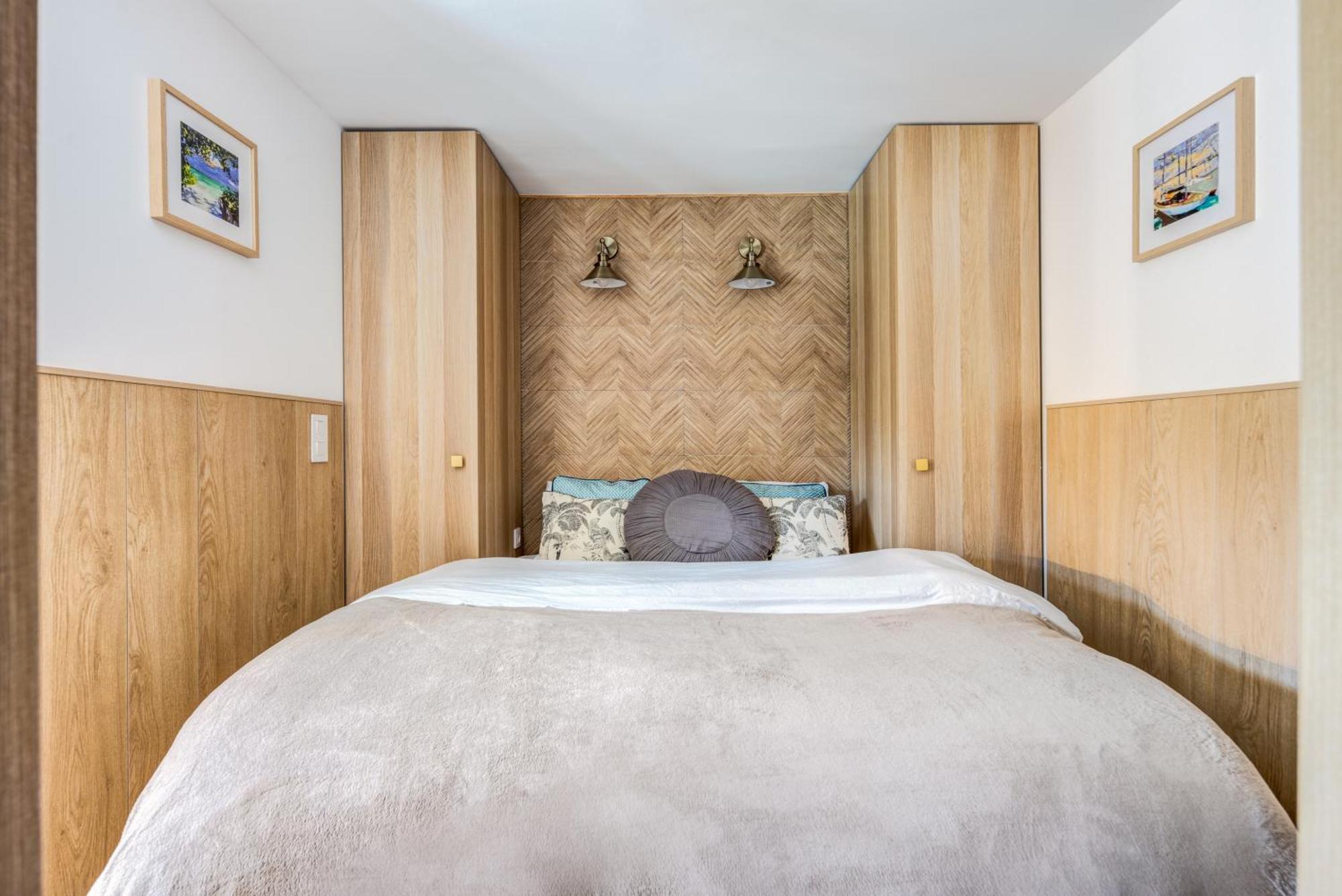 The Mini Apartment Castelldefels Bagian luar foto