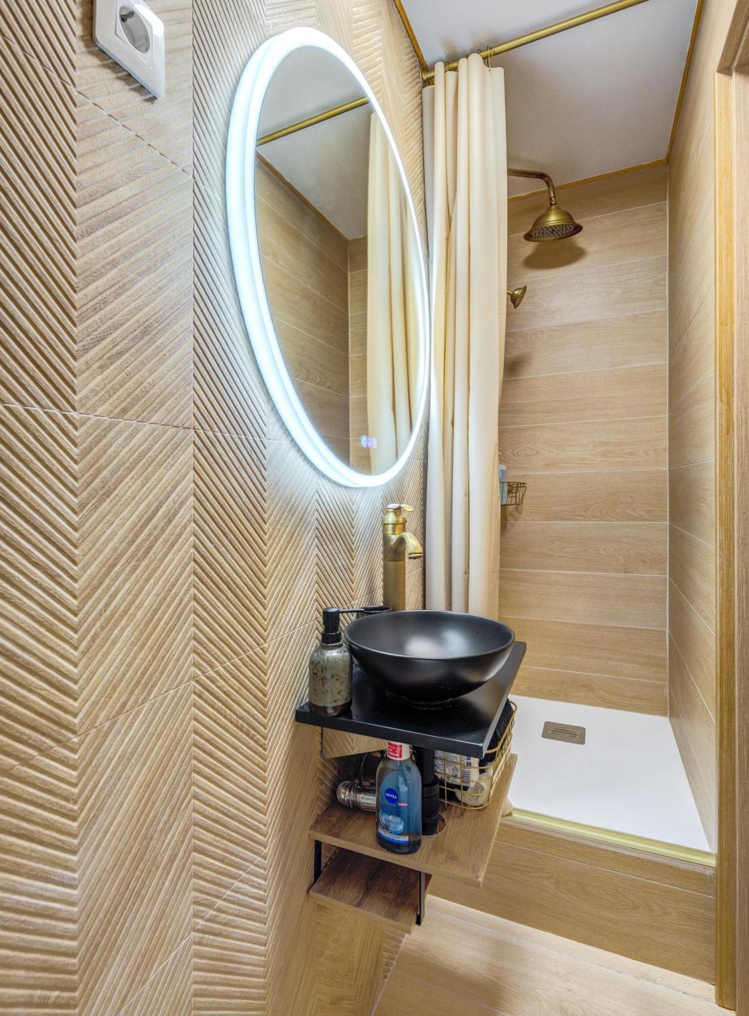 The Mini Apartment Castelldefels Bagian luar foto